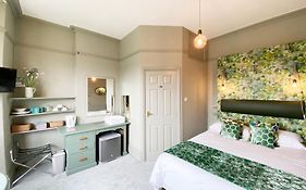 Sundial Stays Kendal